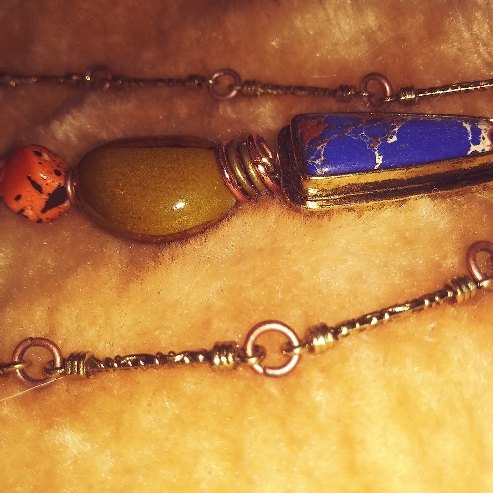 Treska Assyria Necklace - Picture 4 of 12